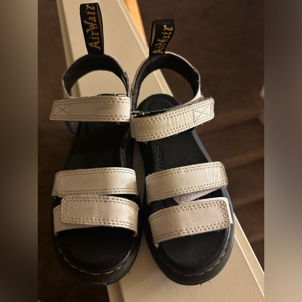 Girls size 13 dr marten sandals